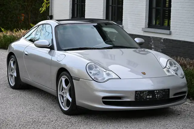 Porsche Targa 911 Carrera 2 3.6i Targa