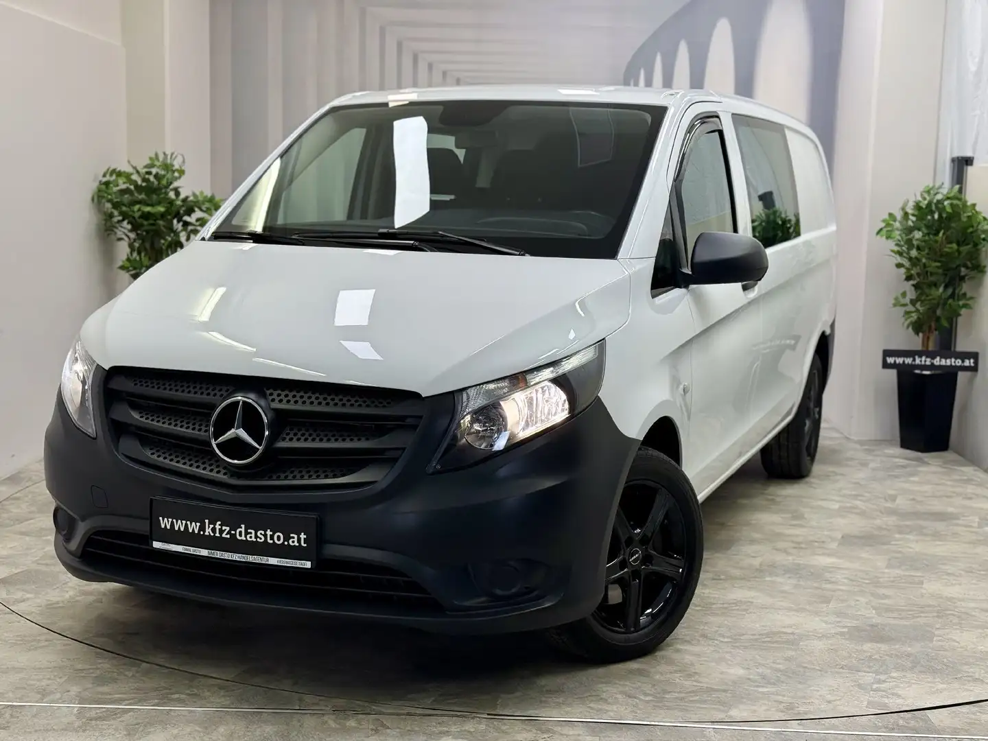 Mercedes-Benz Vito MIXTO__4x4__W447__ Weiß - 1