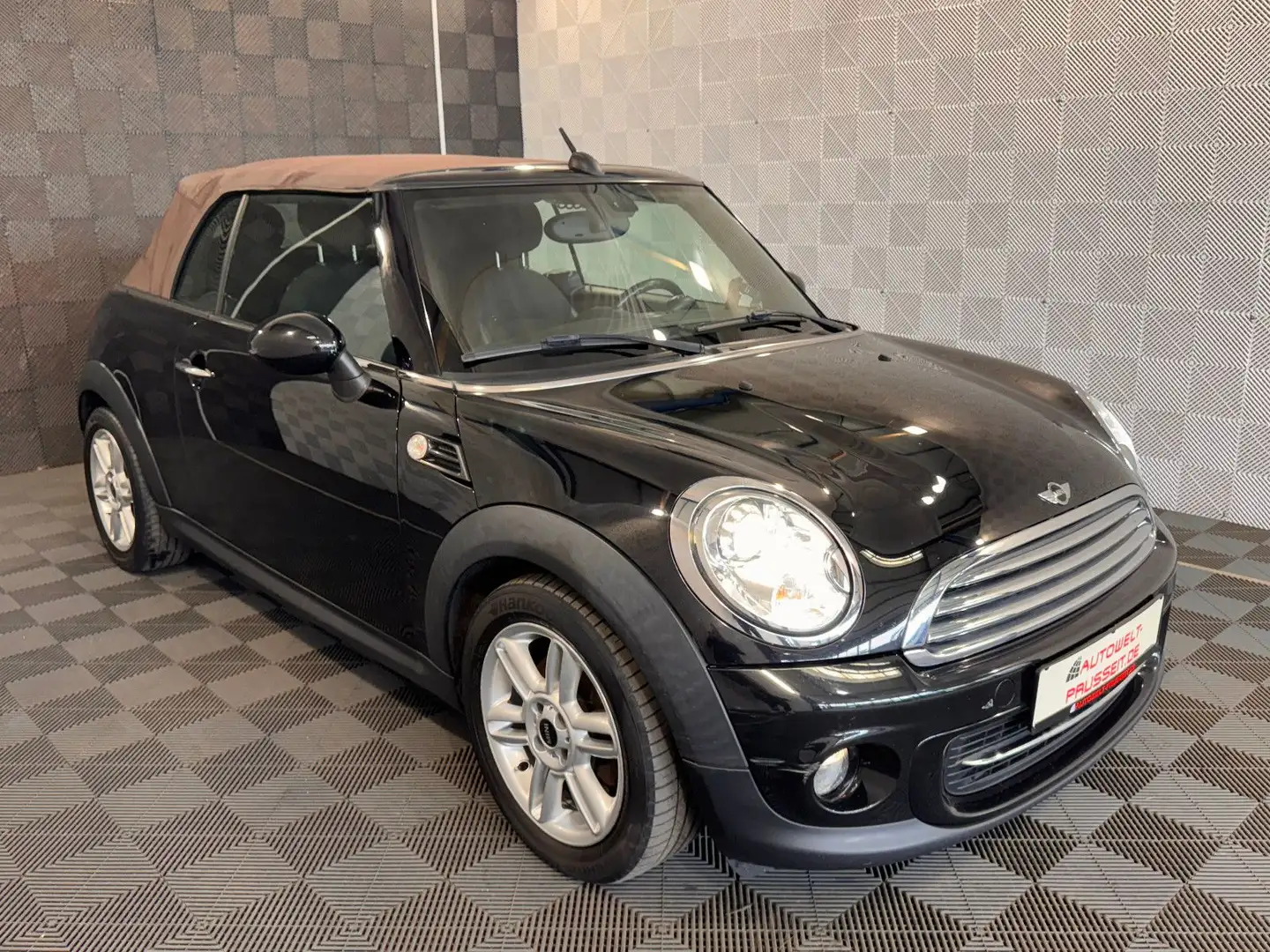 MINI Cooper Cabrio*TEMPO*AMBIENTE-SPORT-KLIMA-NAVI-SH Schwarz - 1