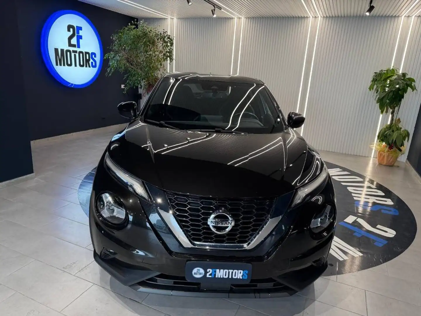 Nissan Juke 1.0 dig-t Tekna 114cv GPL Noir - 2