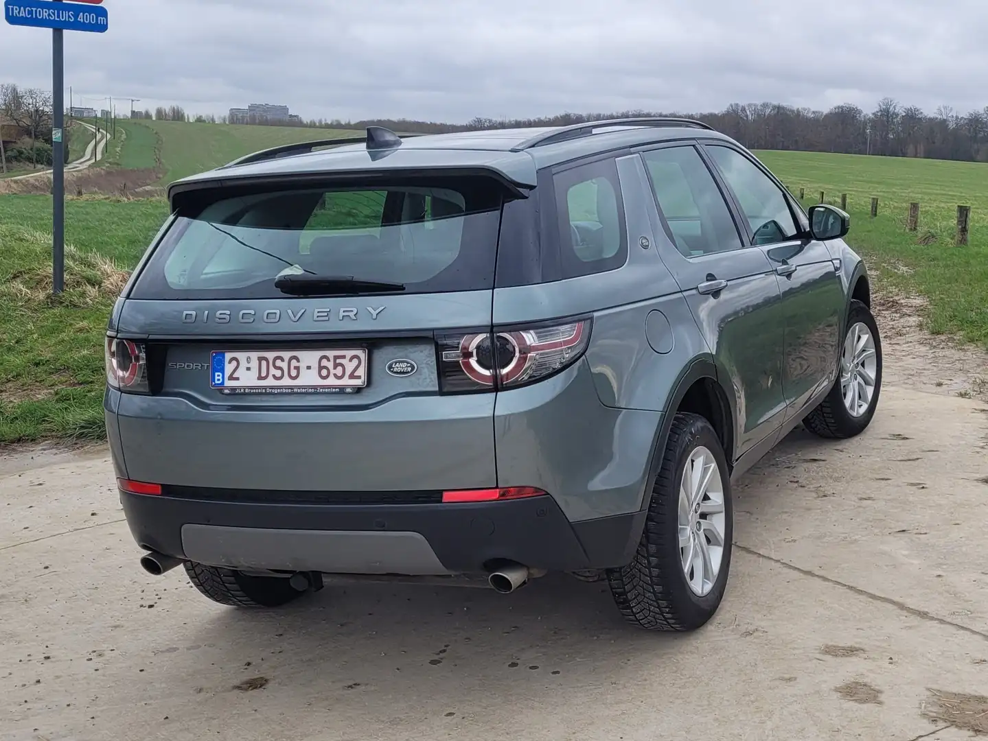 Land Rover Discovery Sport 2.0 TD4 Urban Series SE Gris - 2