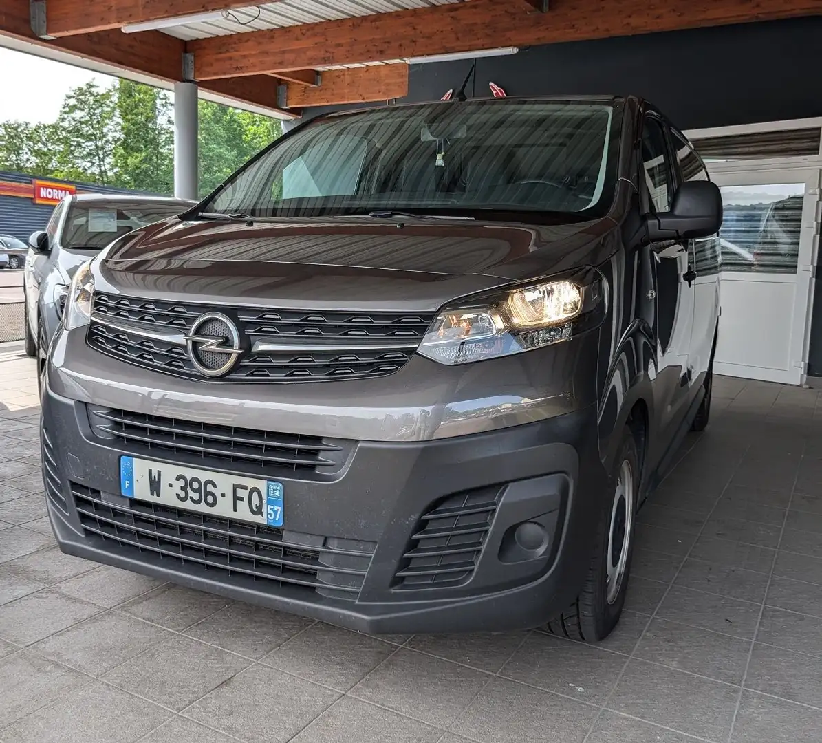 Opel Vivaro L3 2.0 D 120CH / TVA RECUPERABLE / PRIX HT - 1