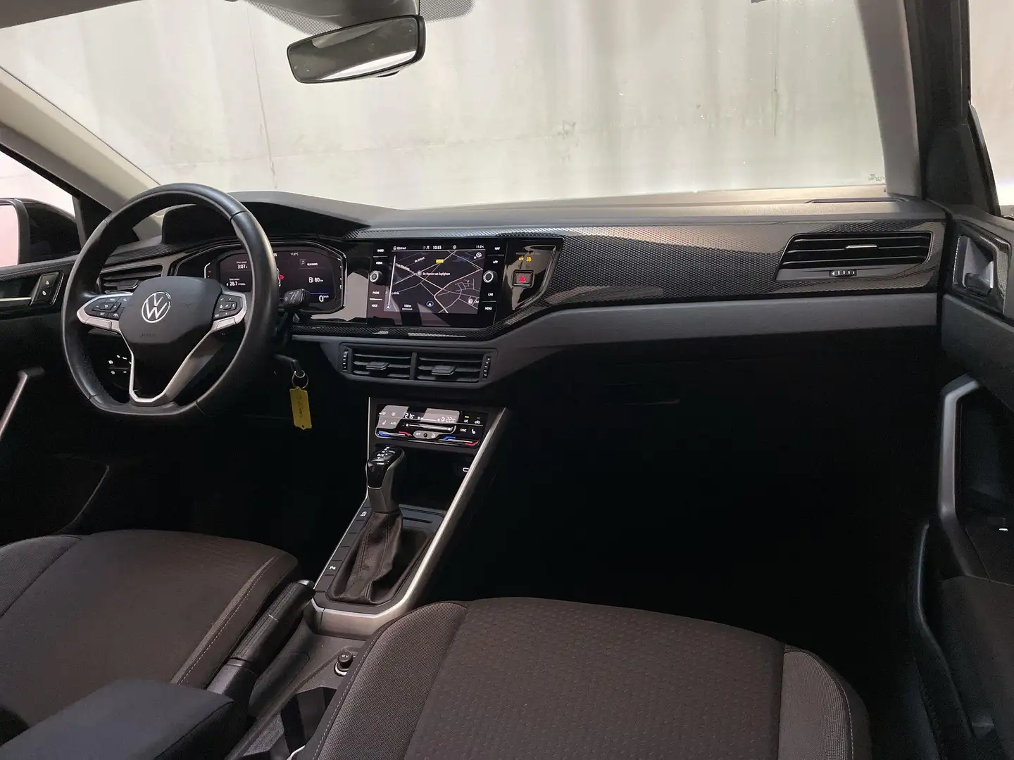 Volkswagen Taigo 1.0 TSI 110pk DSG Life Business Panoramadak Virtua Noir - 2