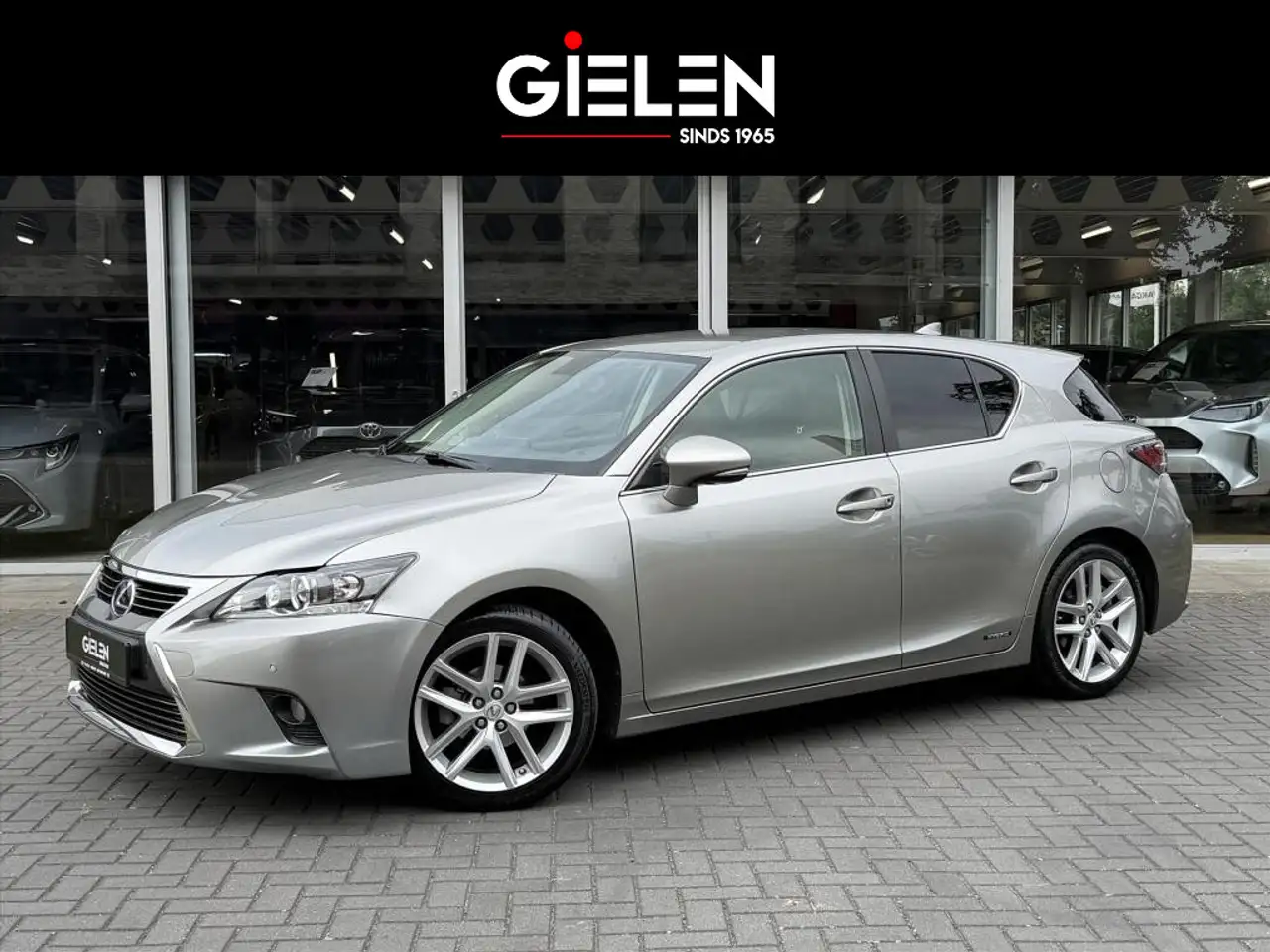 Lexus CT 200h