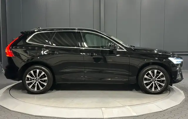 Volvo XC60 view 6