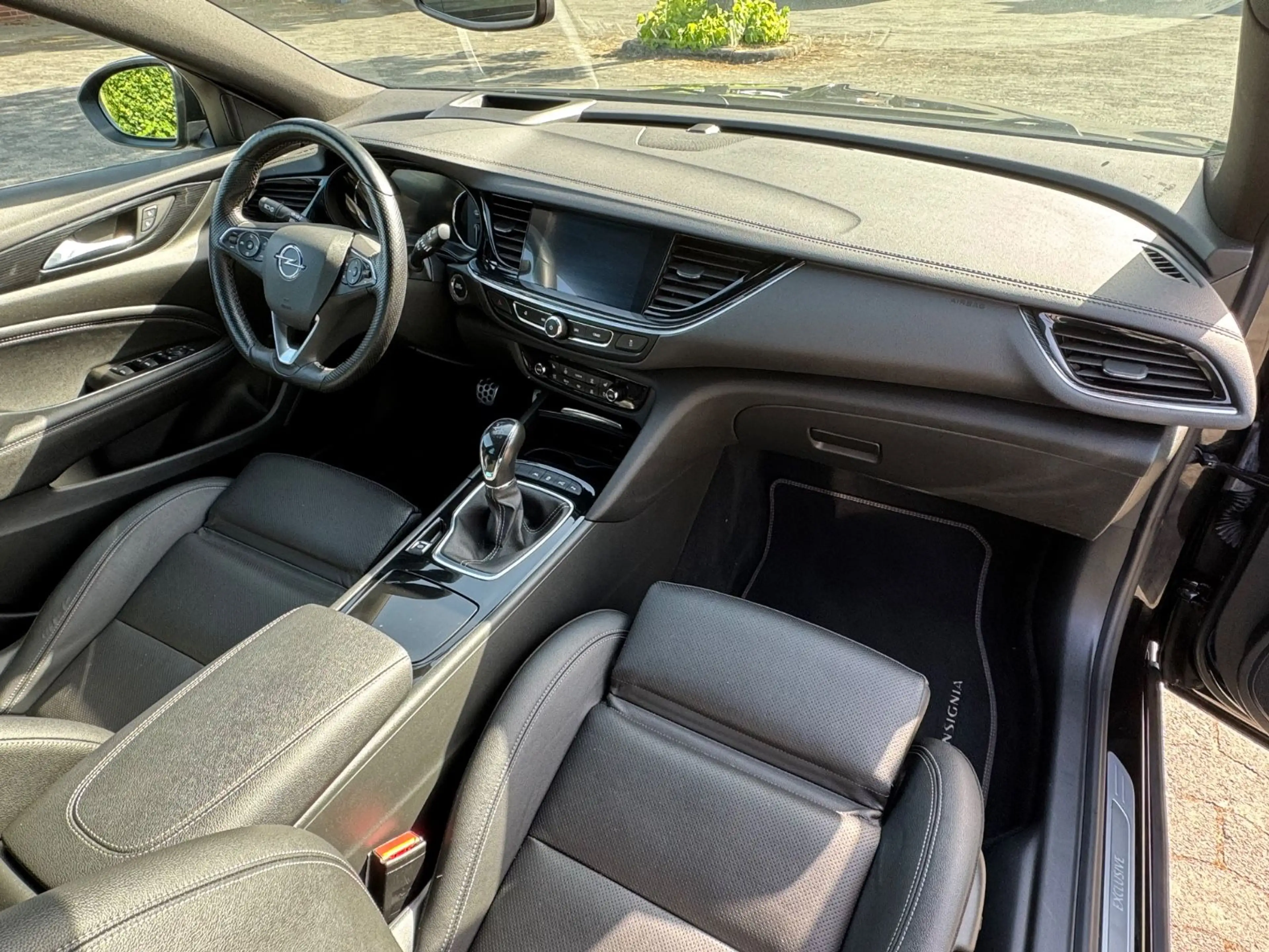 Opel Insignia Grand Sport *LEDER*HUP*360°*ACC*MASSAGE — photo 10