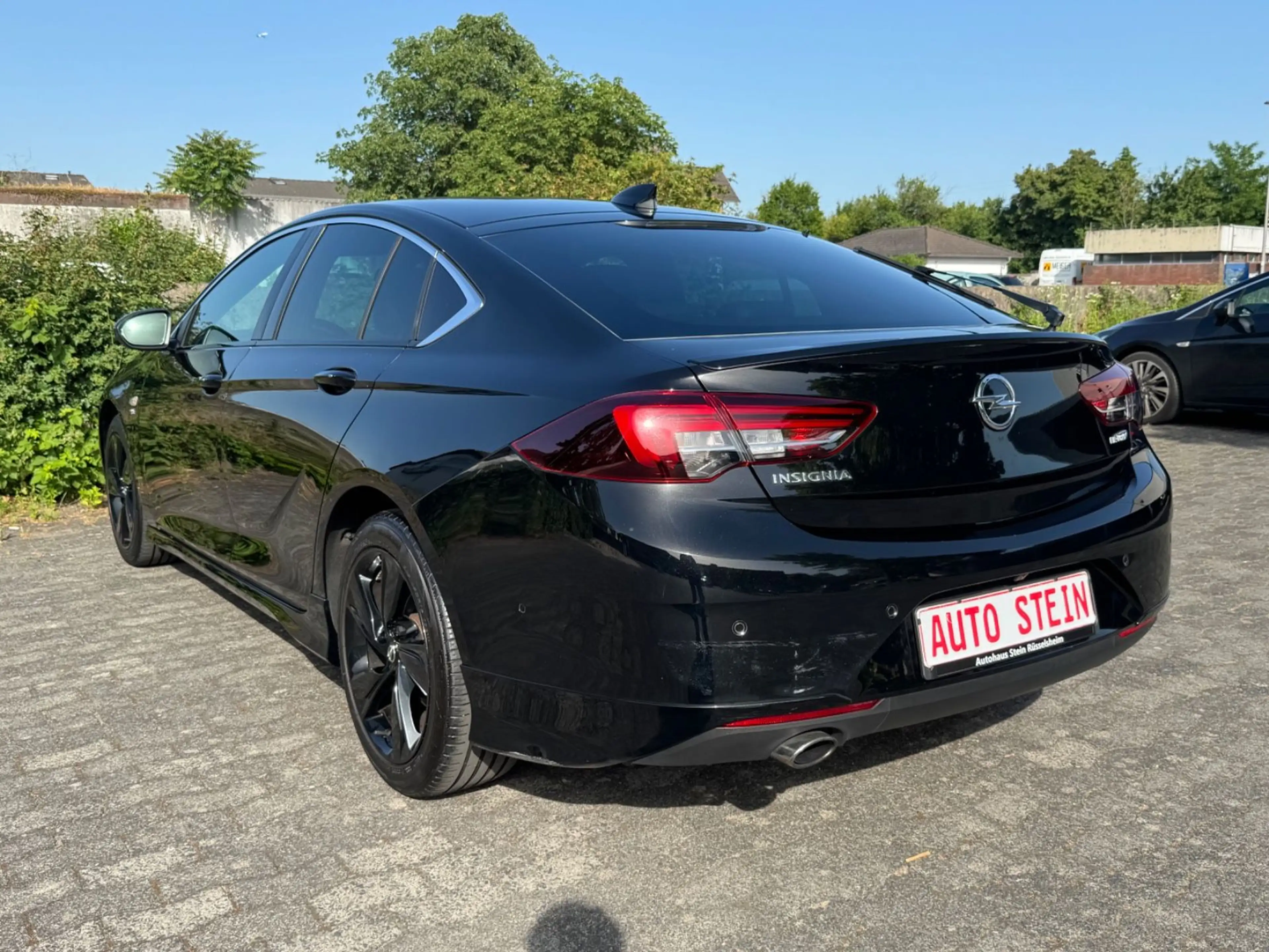 Opel Insignia Grand Sport *LEDER*HUP*360°*ACC*MASSAGE — photo 7