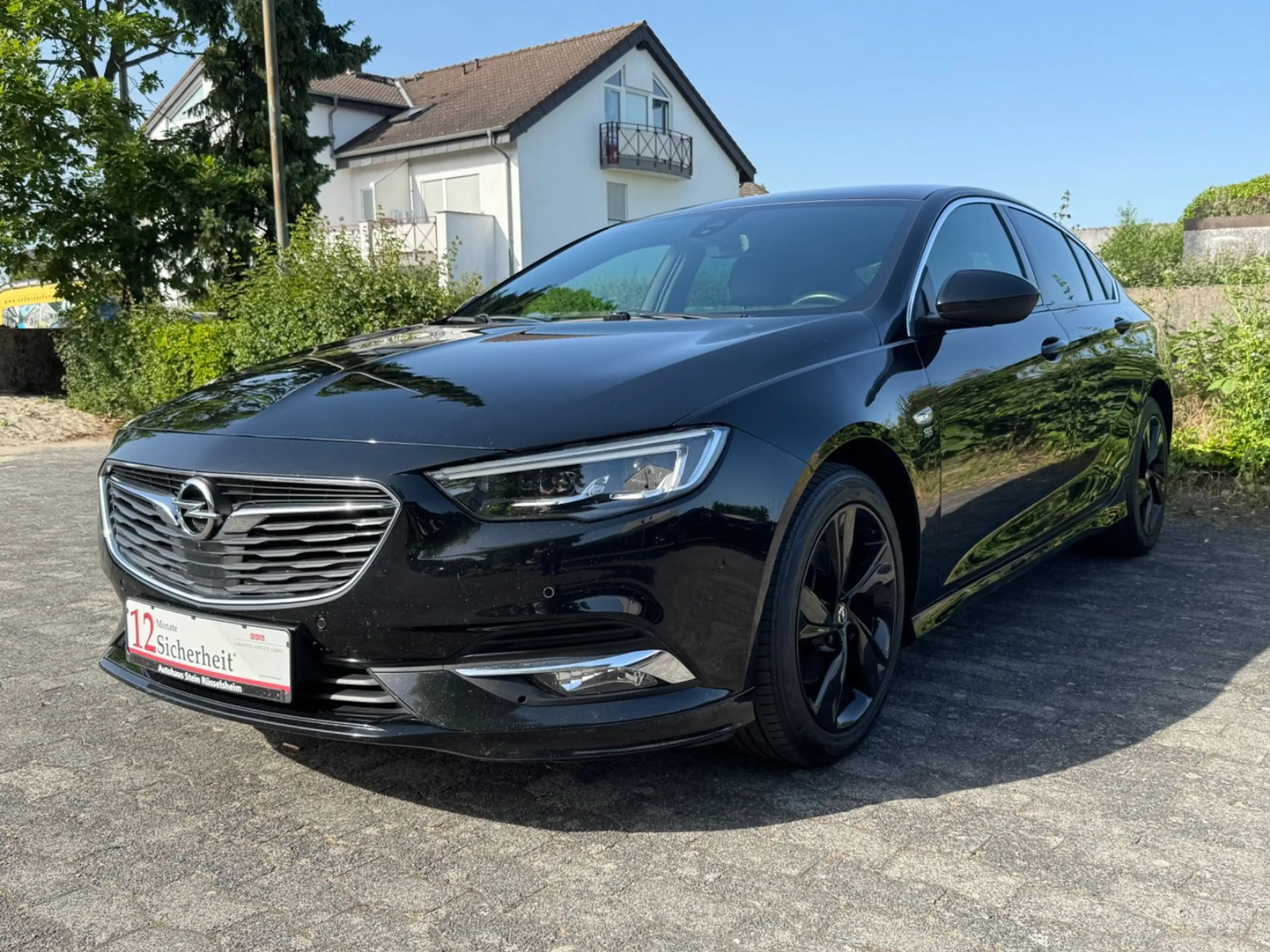 Opel Insignia Grand Sport *LEDER*HUP*360°*ACC*MASSAGE