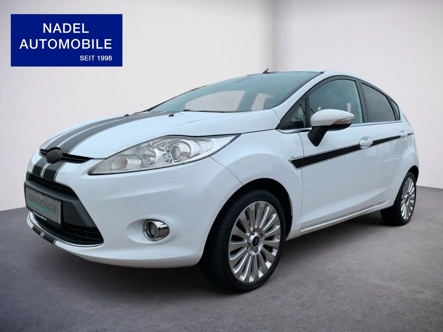 Ford Fiesta Titanium/Klima/FSE/USB/Tempomat Blanco - 1