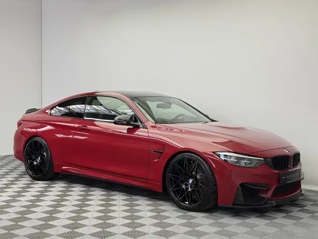 BMW M4 view 7