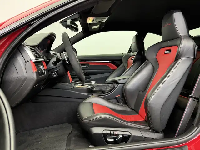 BMW M4 view 9