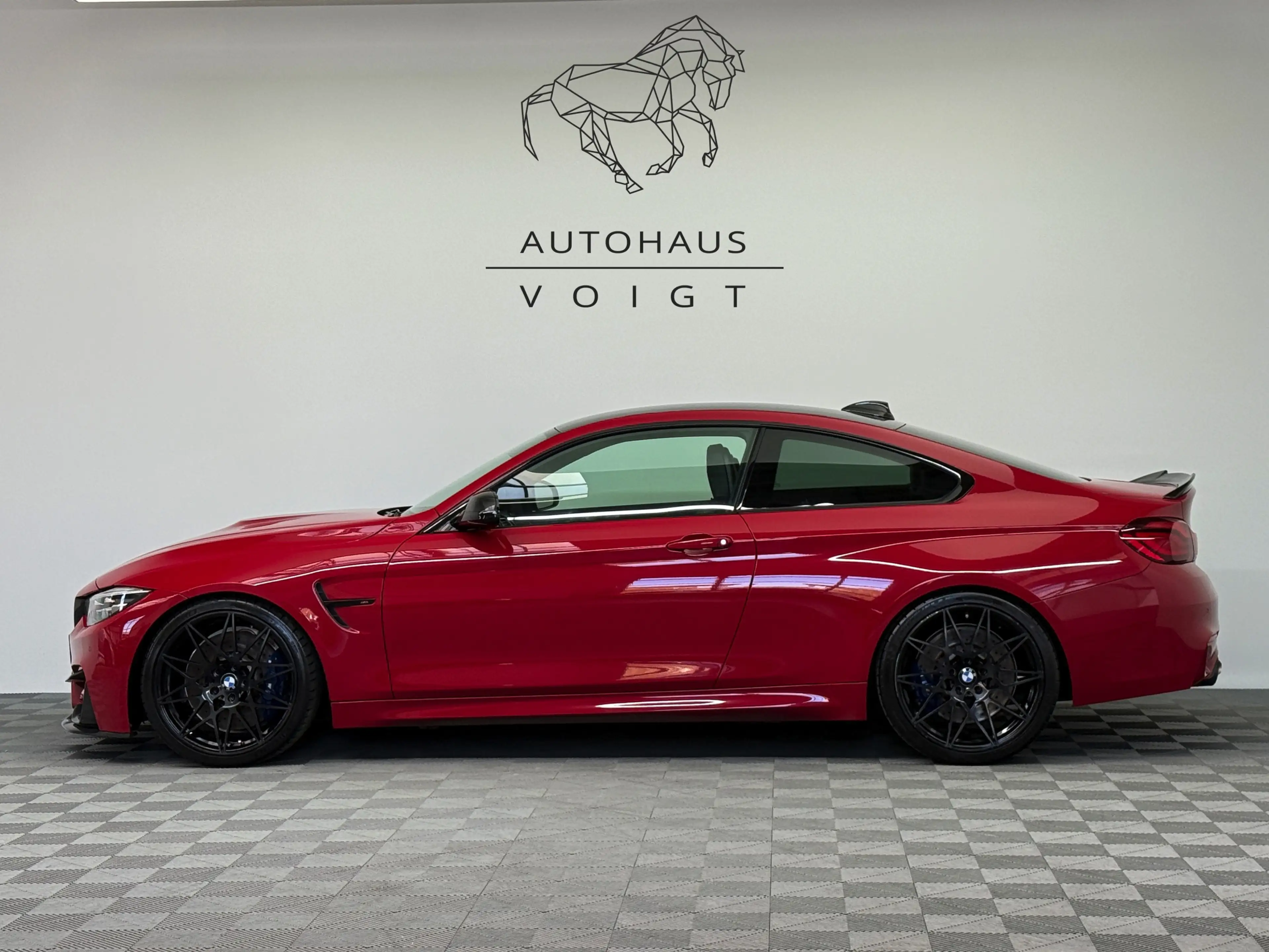 BMW M4 Heritage 1 750|Carbon|HUD|Individual|Kamera|