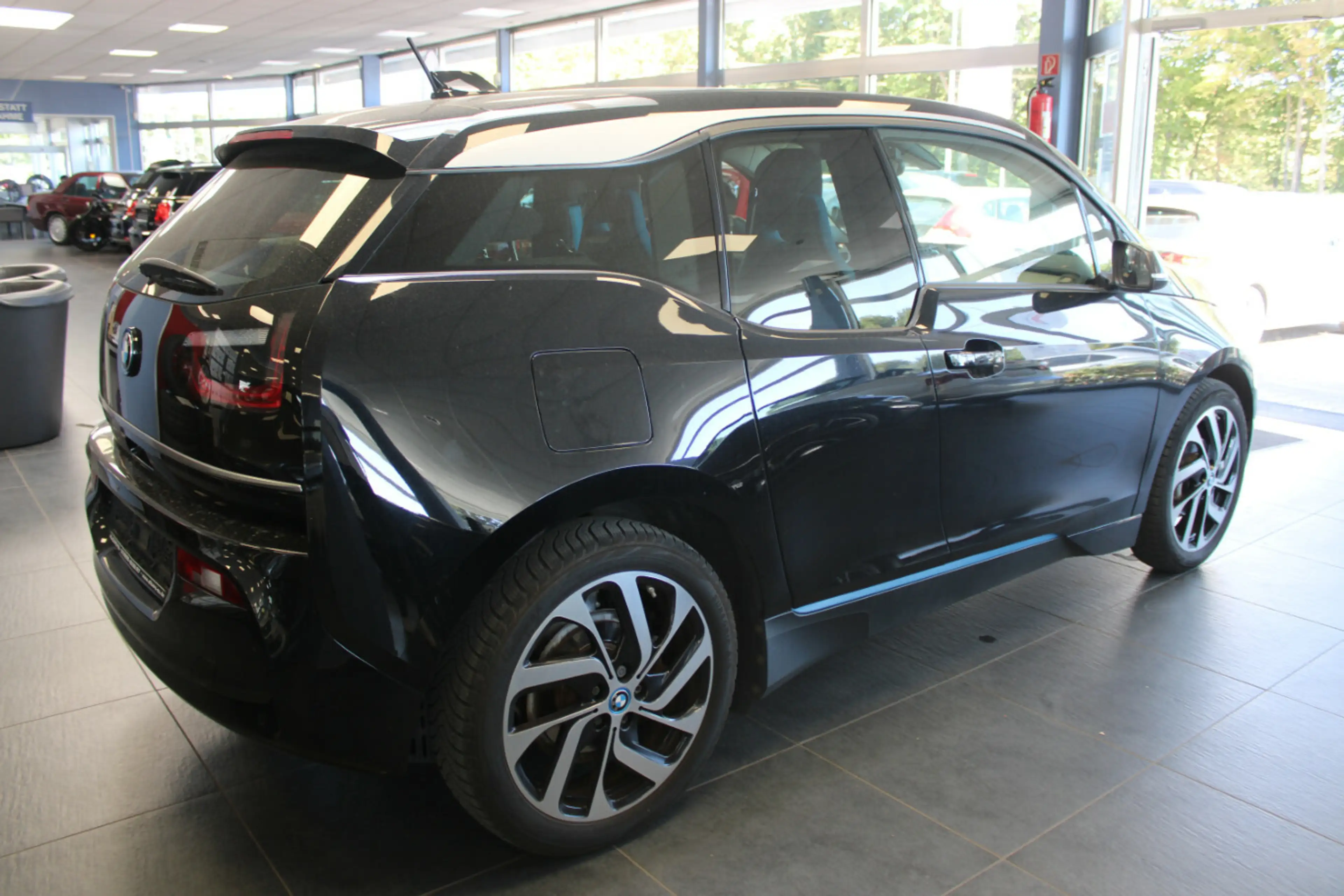 BMW i3 120AH Navi - Kamera - PDC — photo 7