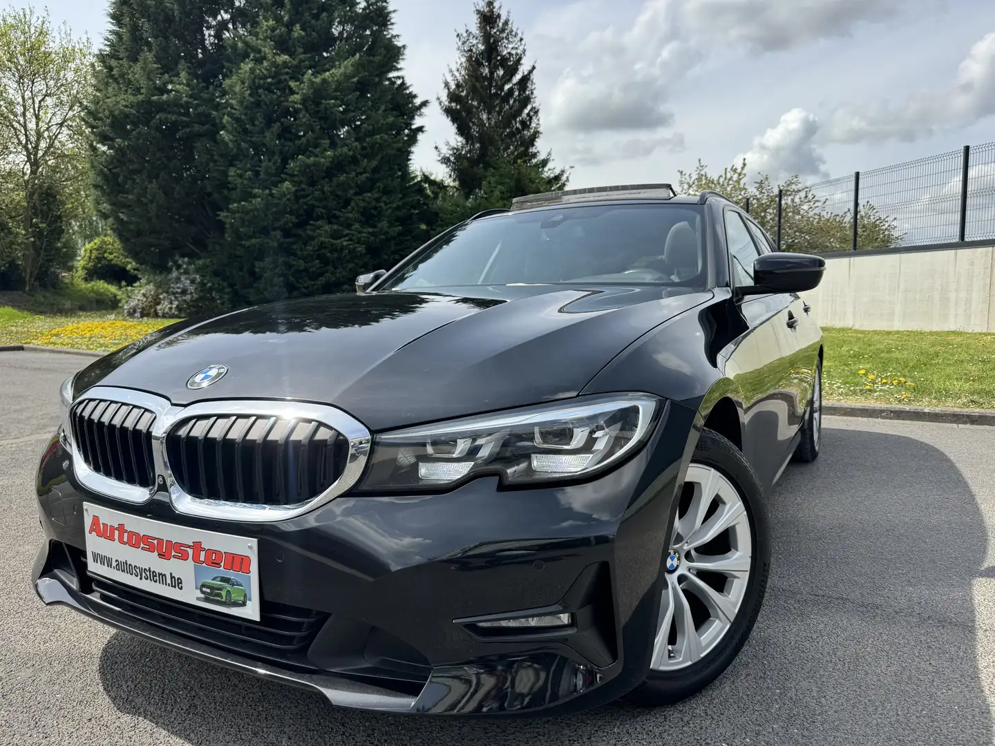 BMW 318 Touring dAutomatique*EU6d-TEMP*Garantie 1an* Noir - 1