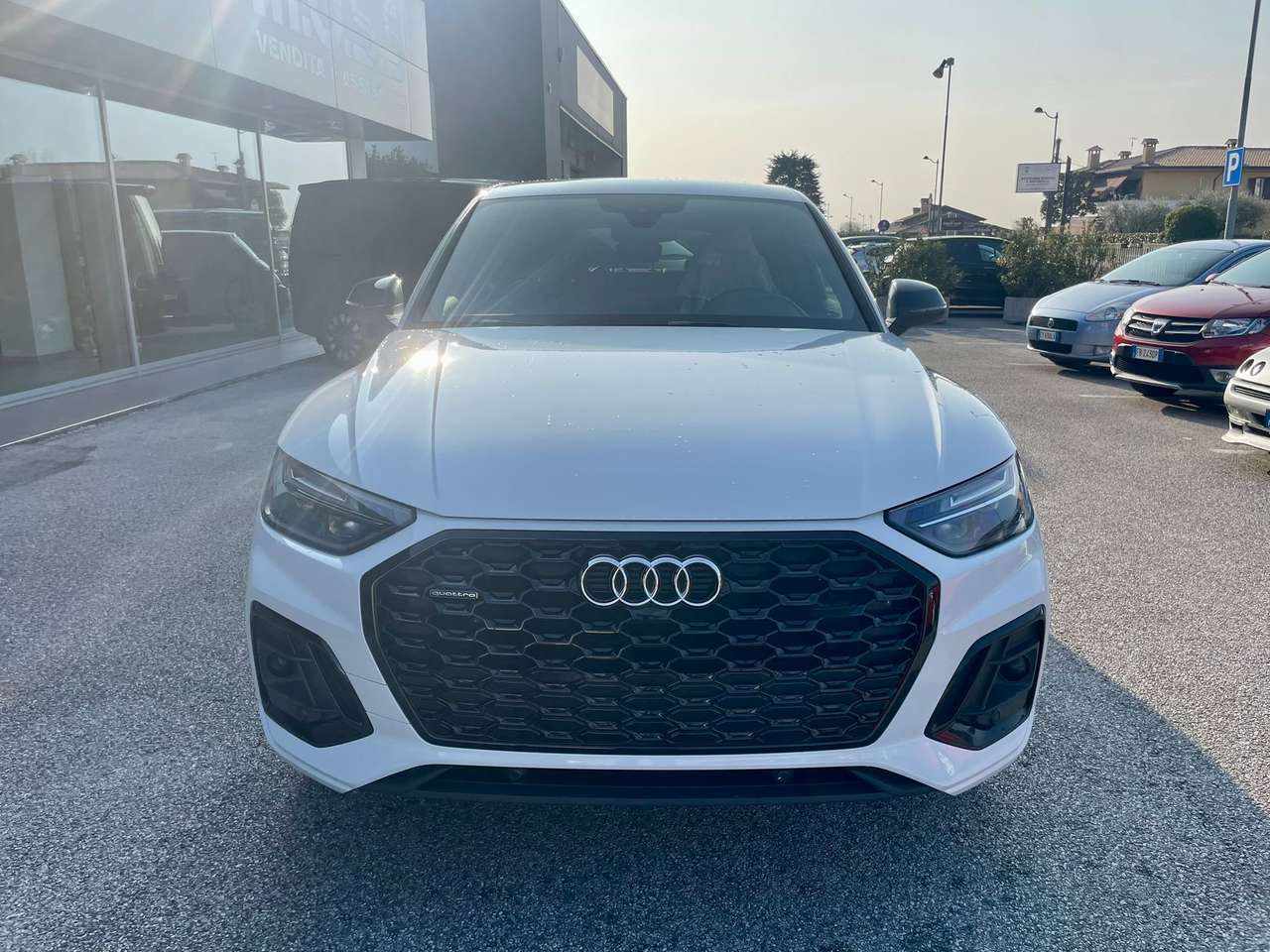 Audi Q5 40 2.0 tdi  12V S line quattro s-tronic / km 0