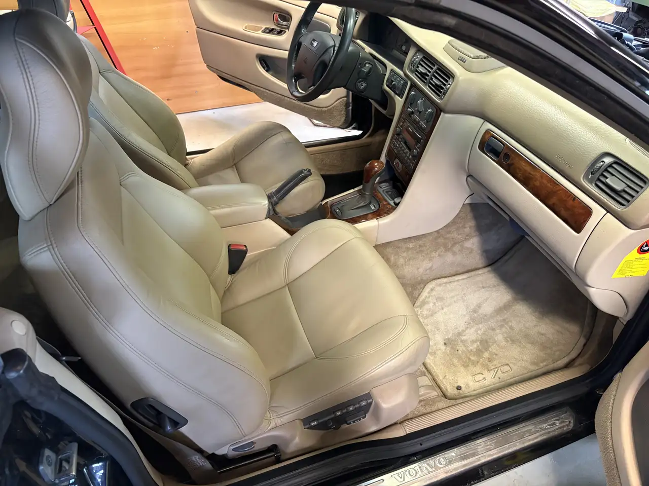 Volvo C70 2.3 T5 Prestige, foto 8