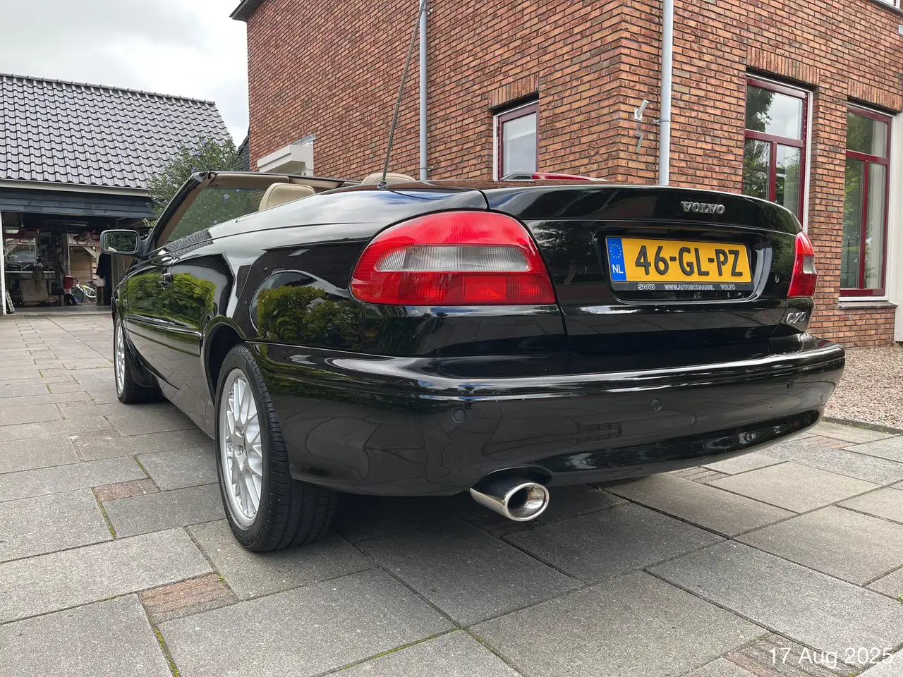 Volvo C70 2.3 T5 Prestige, foto 12