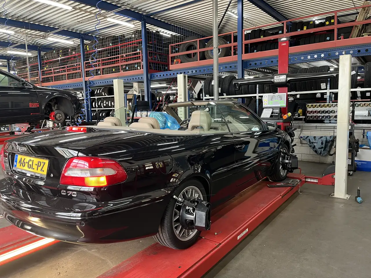 Volvo C70 2.3 T5 Prestige, foto 9