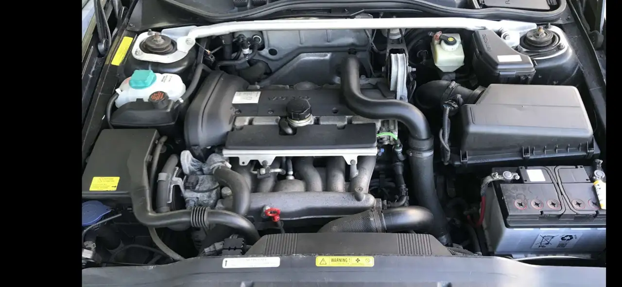 Volvo C70 2.3 T5 Prestige, foto 5