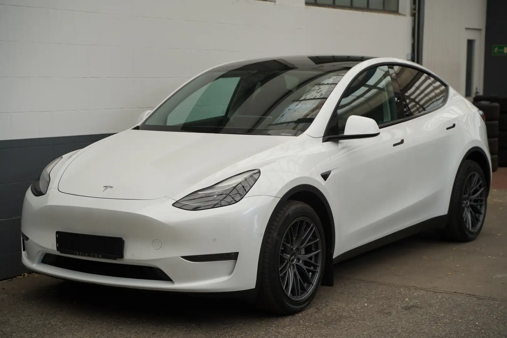 Tesla Model Y Long Range AWD *Matrix-LED* Blanc - 2