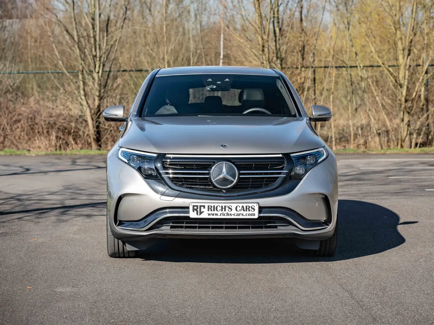 Mercedes-Benz EQC 400 80 kWh 4-Ma Business Solut. AMG Gris - 2