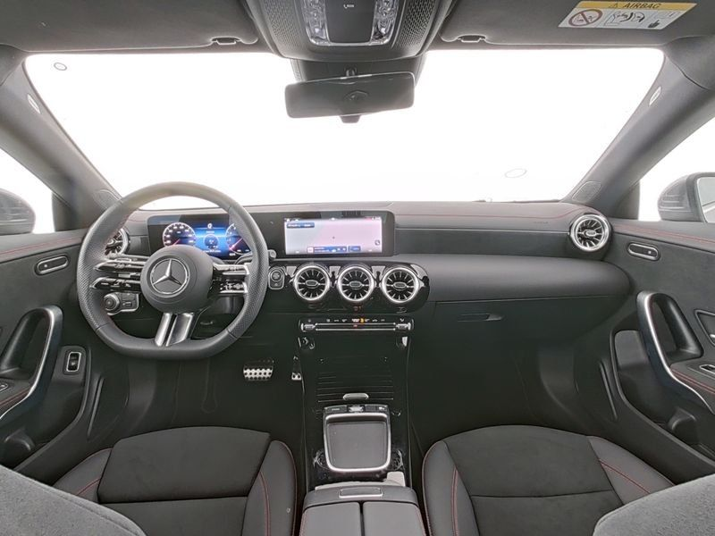 Mercedes-Benz CLA 180 AMG Adv.*LED*Kamera*18"*CarPlay*Easy* — photo 7