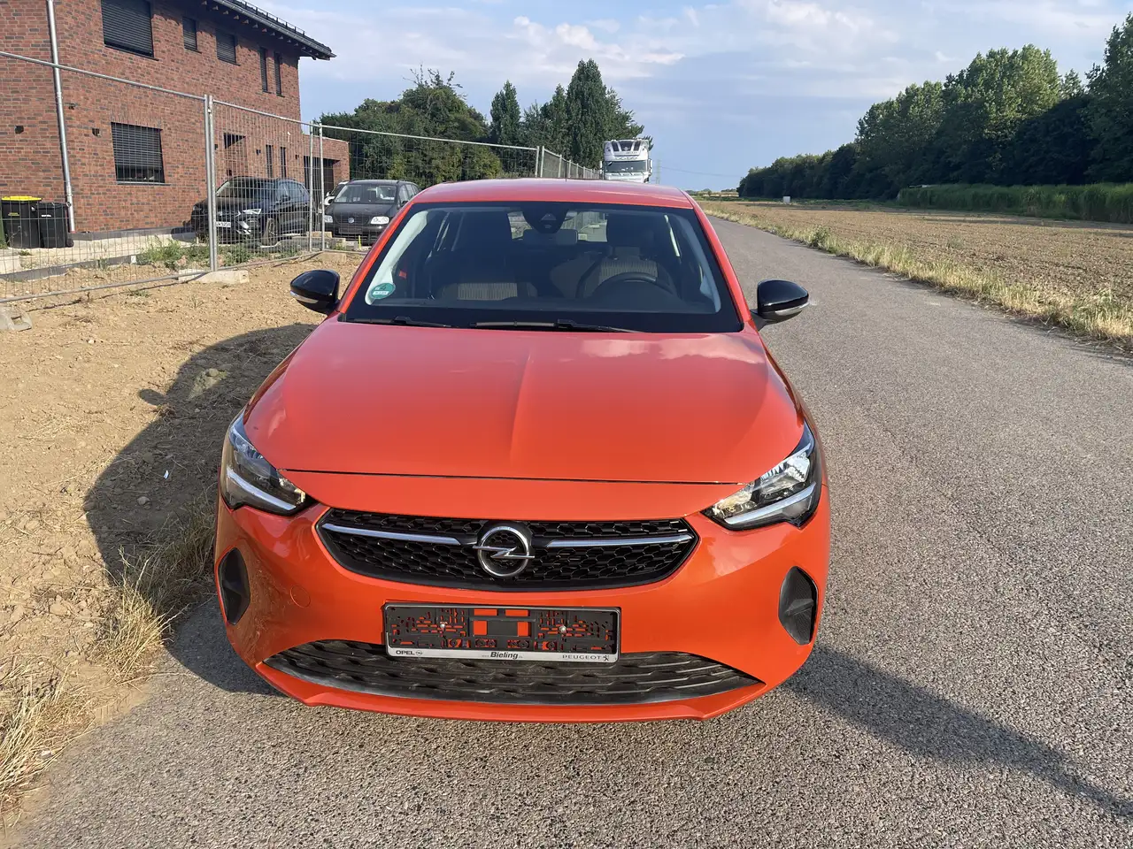 Opel Corsa 1.2 Start/Stop Edition — photo 1 of 11