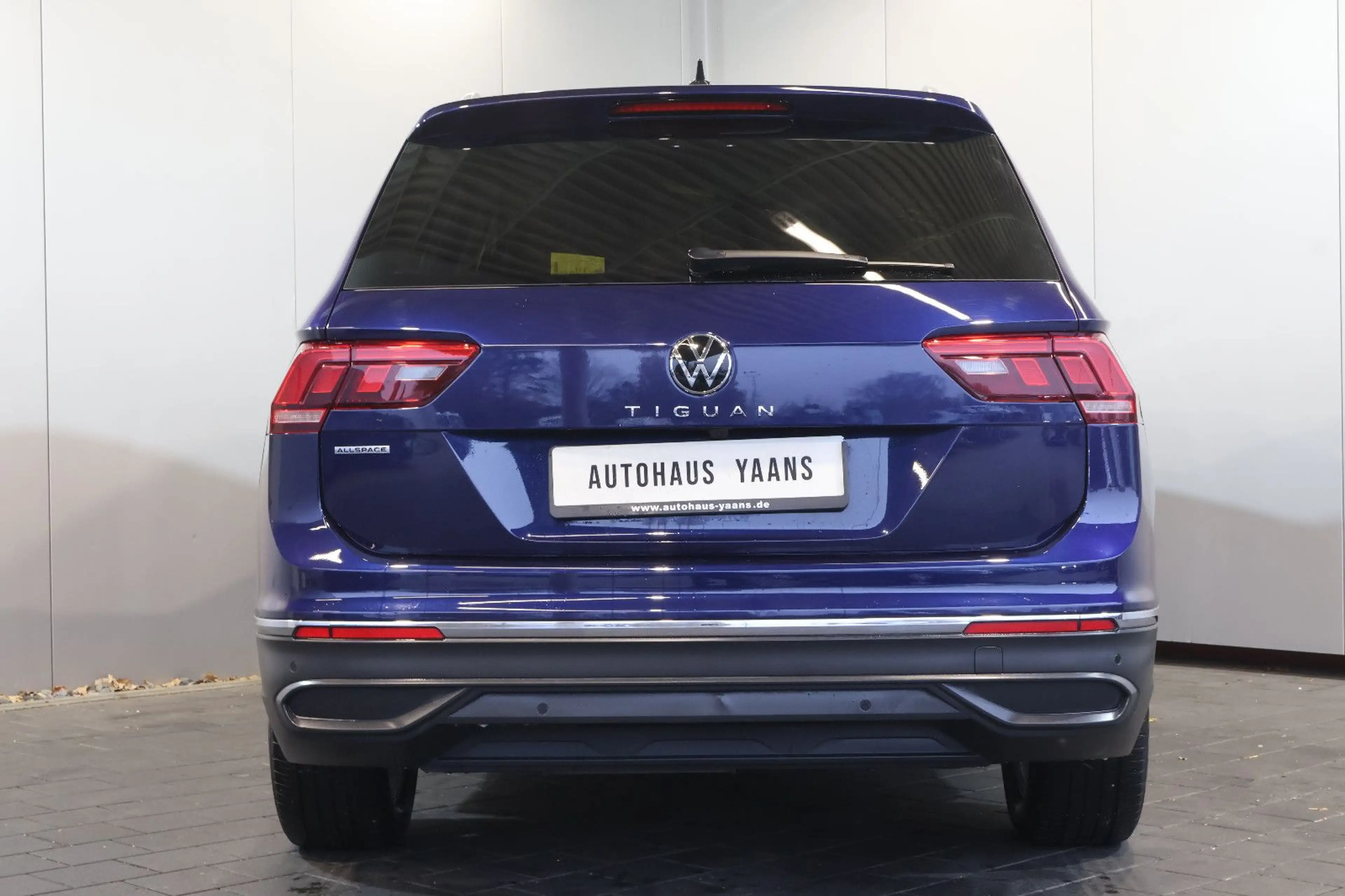 Volkswagen Tiguan Allspace 2.0 TDI Life HUD+AID+MATRIX+AHK — photo 5