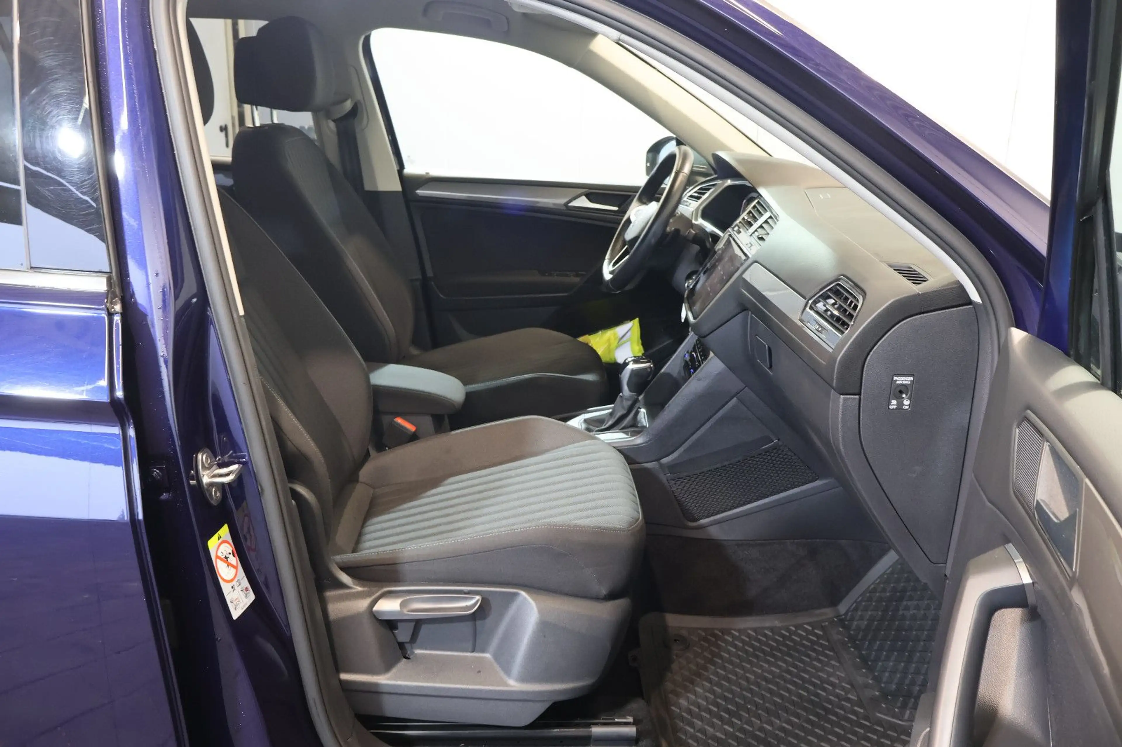 Volkswagen Tiguan Allspace 2.0 TDI Life HUD+AID+MATRIX+AHK — photo 13