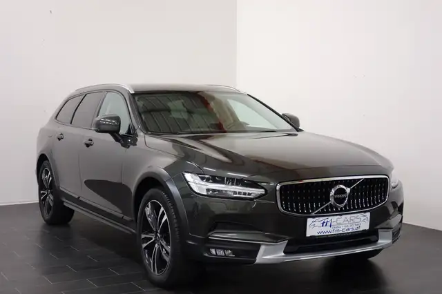 Volvo V90 Cross Country D5 Pro AWD Geartronic *AHV*LED*MASSAGE*BELÜFTUNG*GARANTIE*TOP*