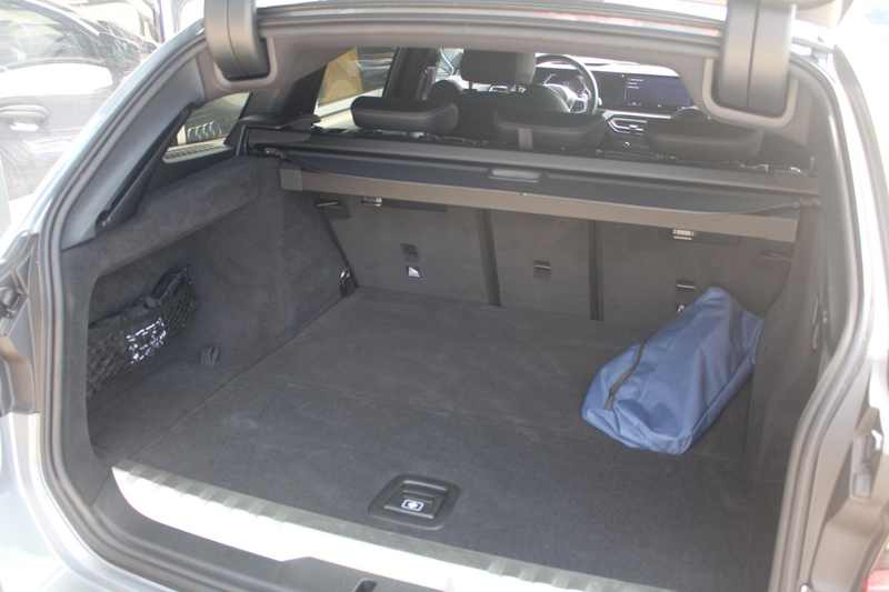 BMW 330 3-serie Touring 330e M-Sport Pro | ACC | Head-up | — photo 16