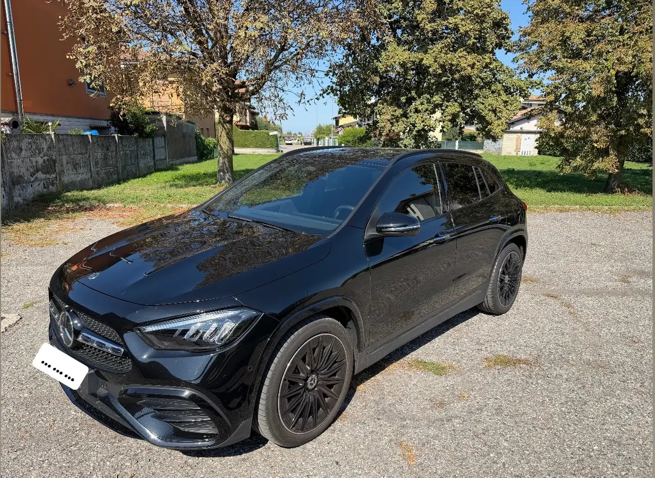 Mercedes-Benz GLA 180