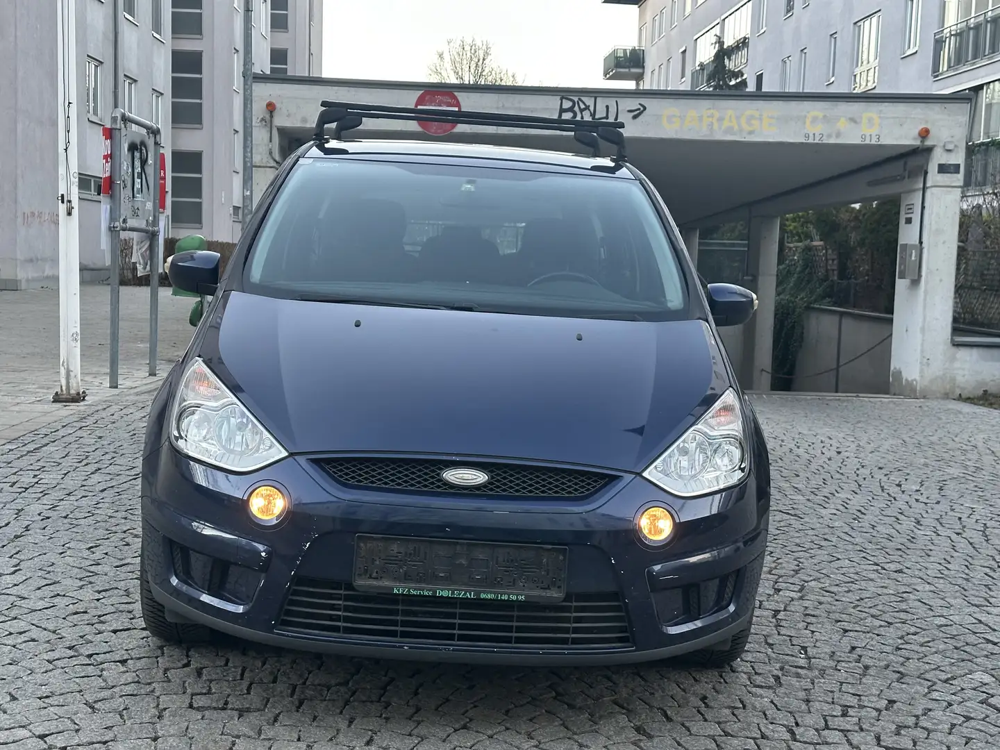 Ford S-Max Ambiente 2,0 TDCi DPF - 2