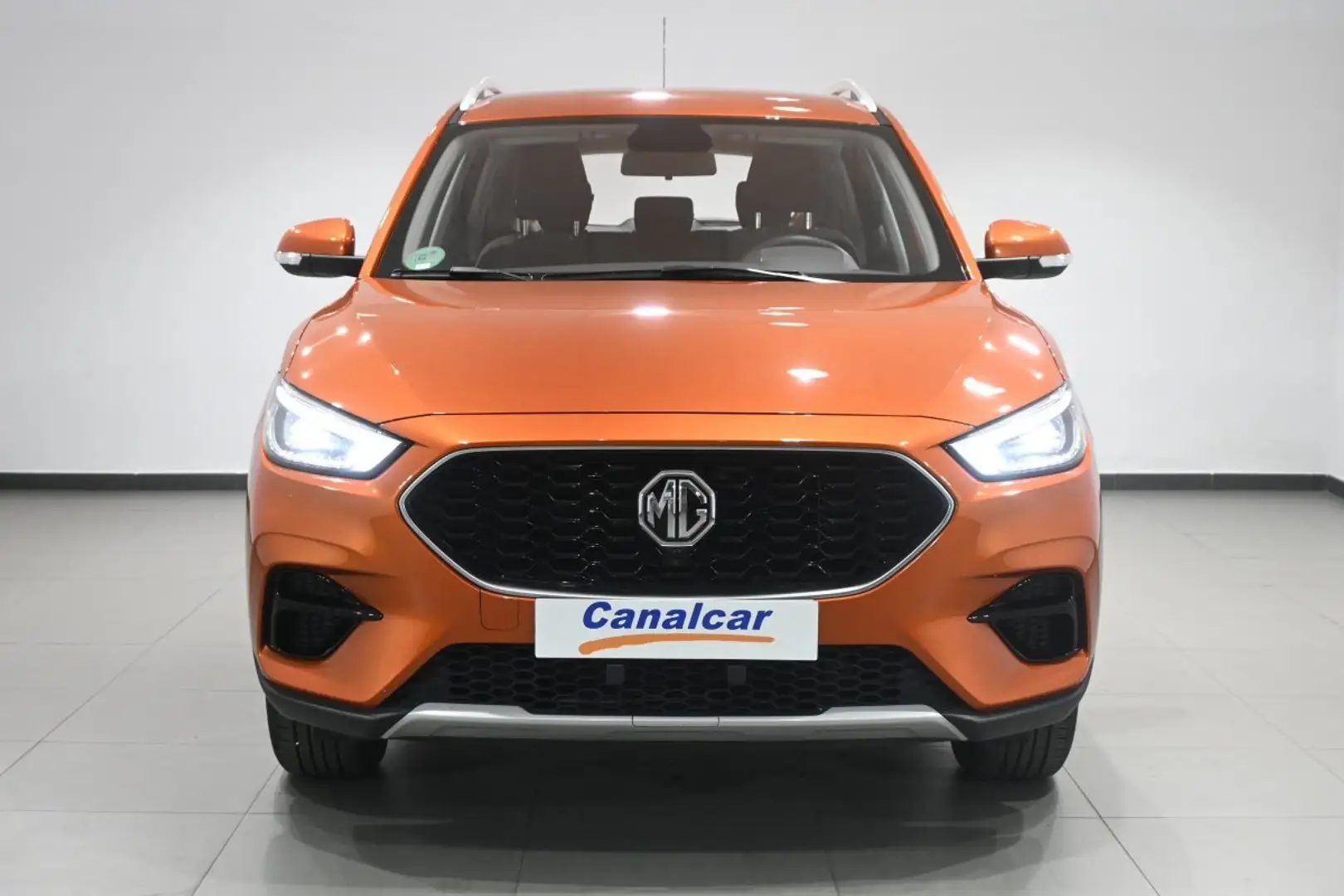 MG ZS 2.5 V6 Core 180 Naranja - 2