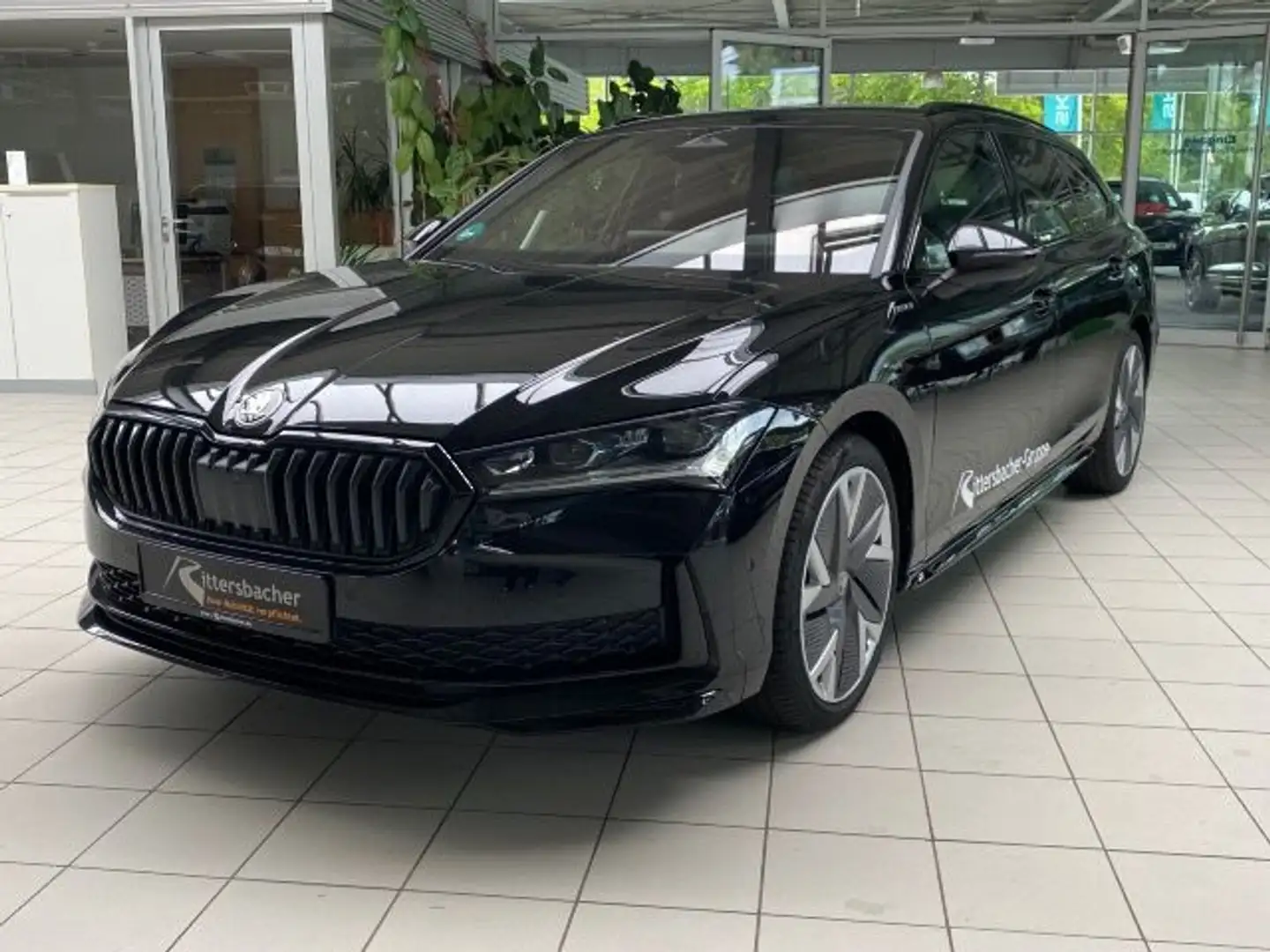 Skoda Superb Combi Sportline 2,0 TDI 142 kW 7-Gang-DSG Schwarz - 2