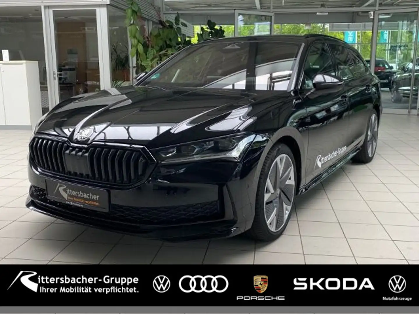 Skoda Superb Combi Sportline 2,0 TDI 142 kW 7-Gang-DSG Schwarz - 1