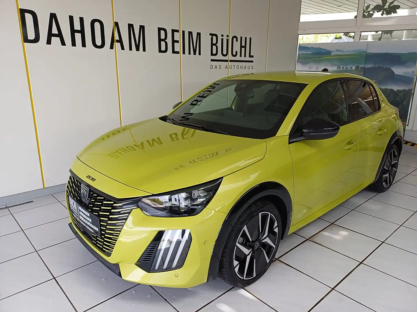 Peugeot 208 Hybrid 145 e-DCS6 GT Gelb - 2