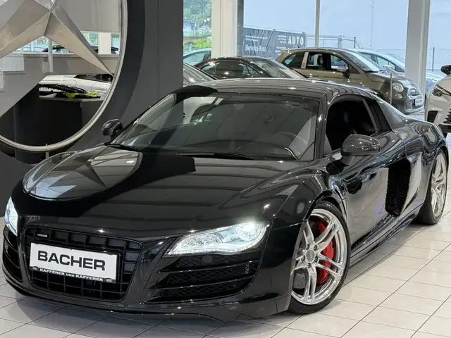 Audi R8 Coupe 5.2 FSI quattro