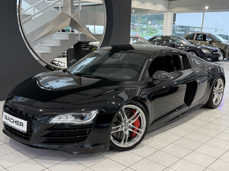 Audi R8 Coupe 5.2 FSI quattro — photo 3