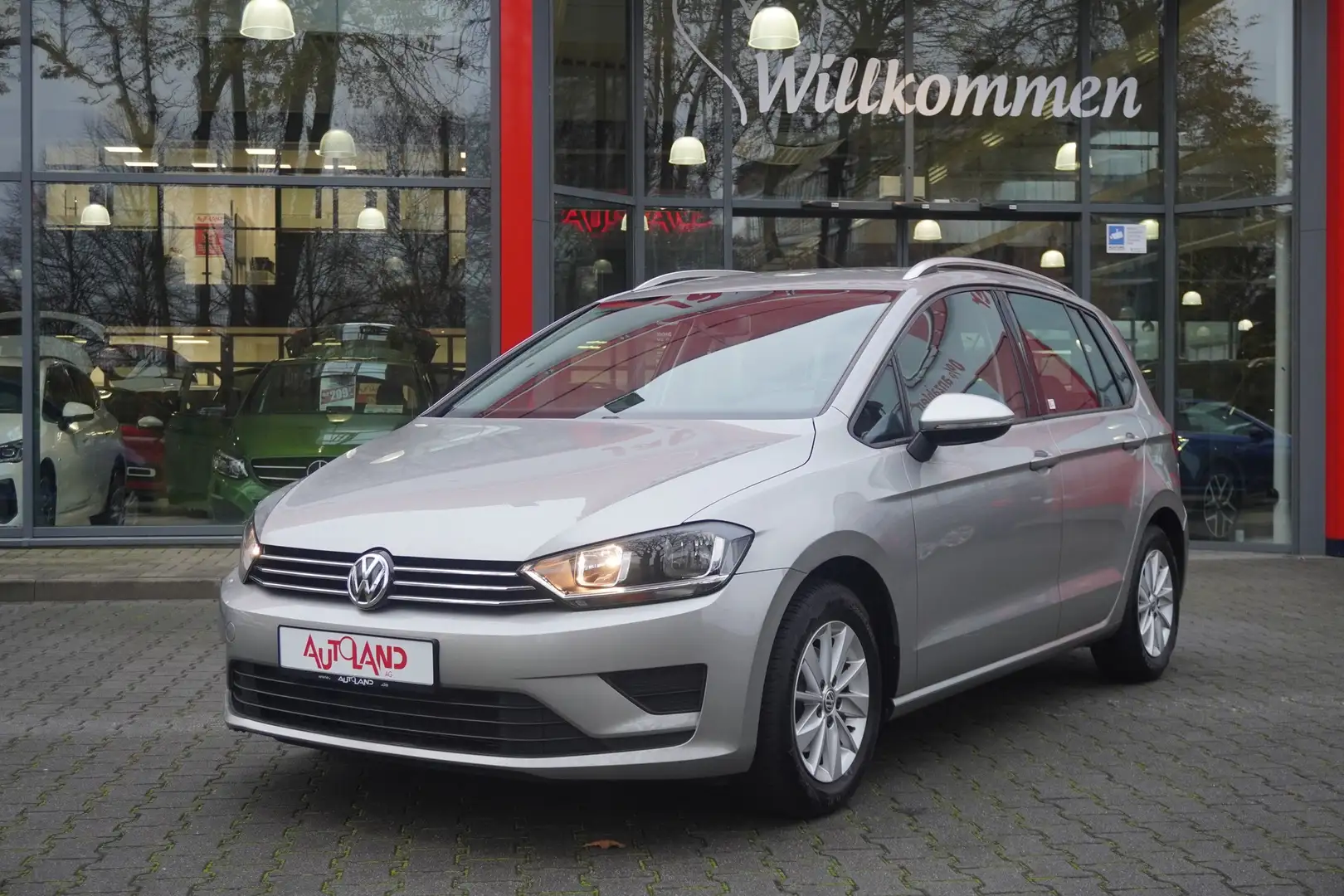 Volkswagen Golf Sportsvan VII 1.2 Comfortline Klimaaut. PDC R Silber - 2