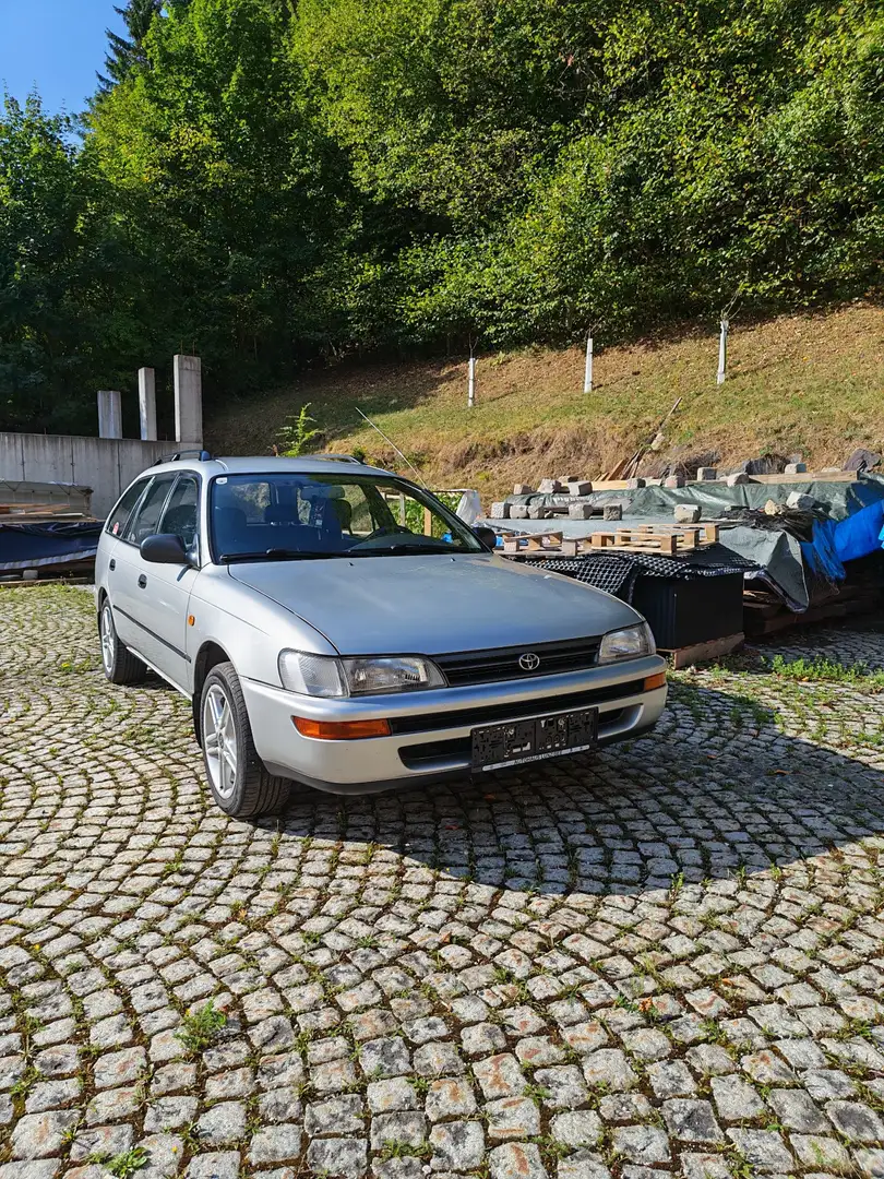 Toyota Corolla 1,8 XLi Kombi 4WD - 1