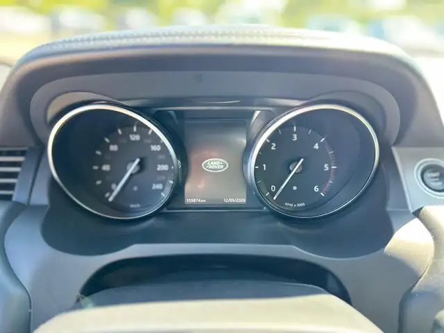 Land Rover Range Rover Evoque view 27