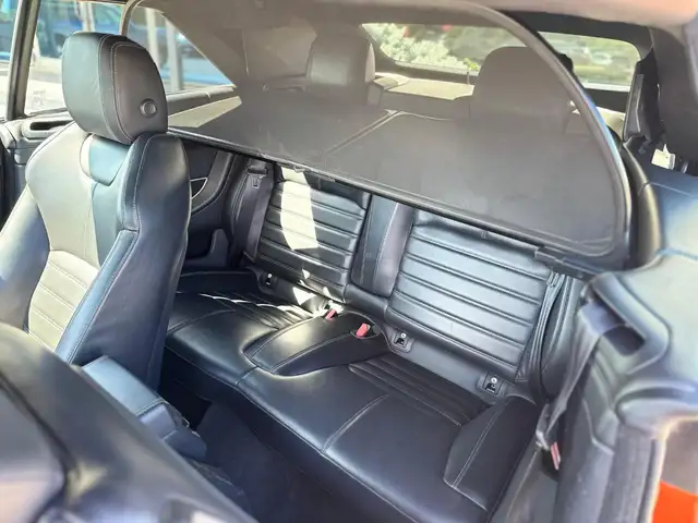 Land Rover Range Rover Evoque view 8