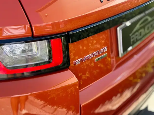 Land Rover Range Rover Evoque view 21