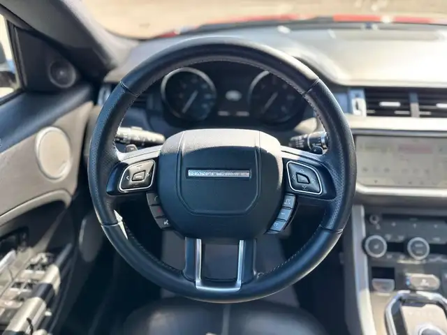 Land Rover Range Rover Evoque view 30