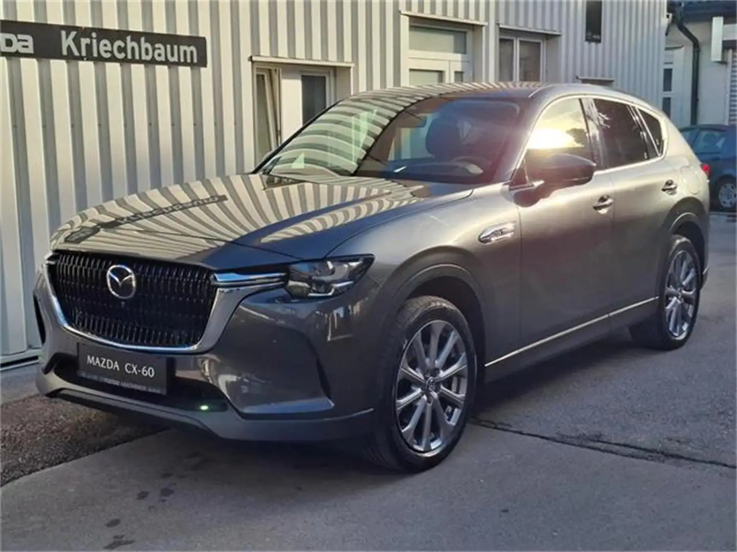 Mazda CX-60 2.5L e-SKYACTIV PHEV AWD EXCLUSIVE CON/DRI A Grau - 1