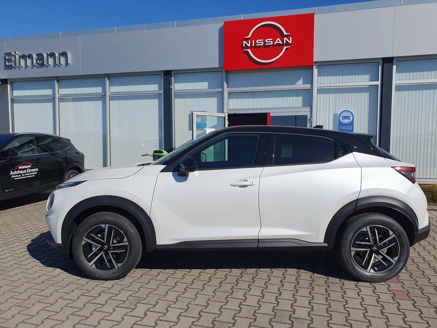 Nissan Juke 1.0 DIG-T N-Connecta, Navi, Winter-Paket, Voll-LED Weiß - 2