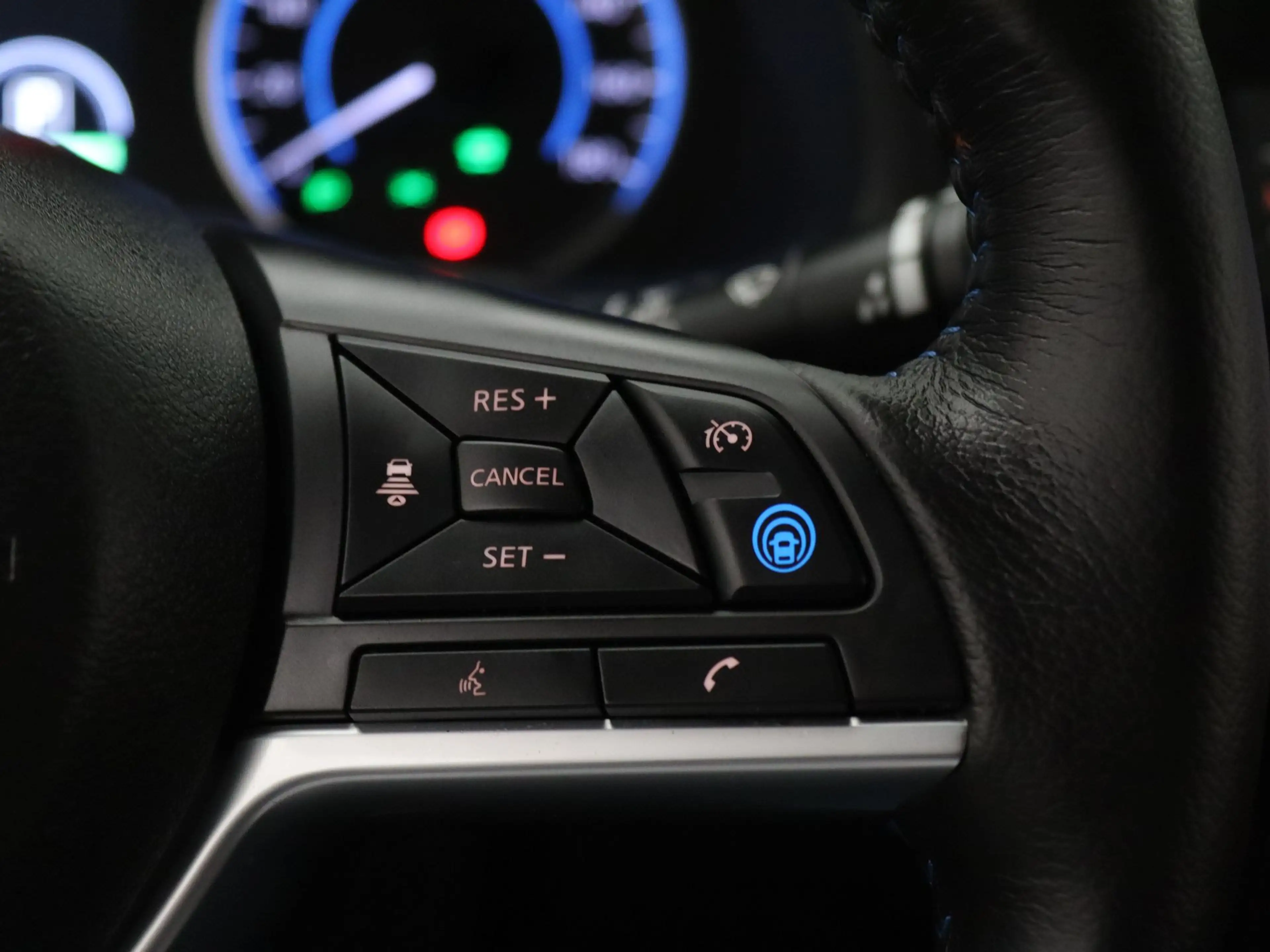 Nissan Leaf e+ Tekna 59 kWh Apple Carplay/Android Auto | Trekh — photo 15