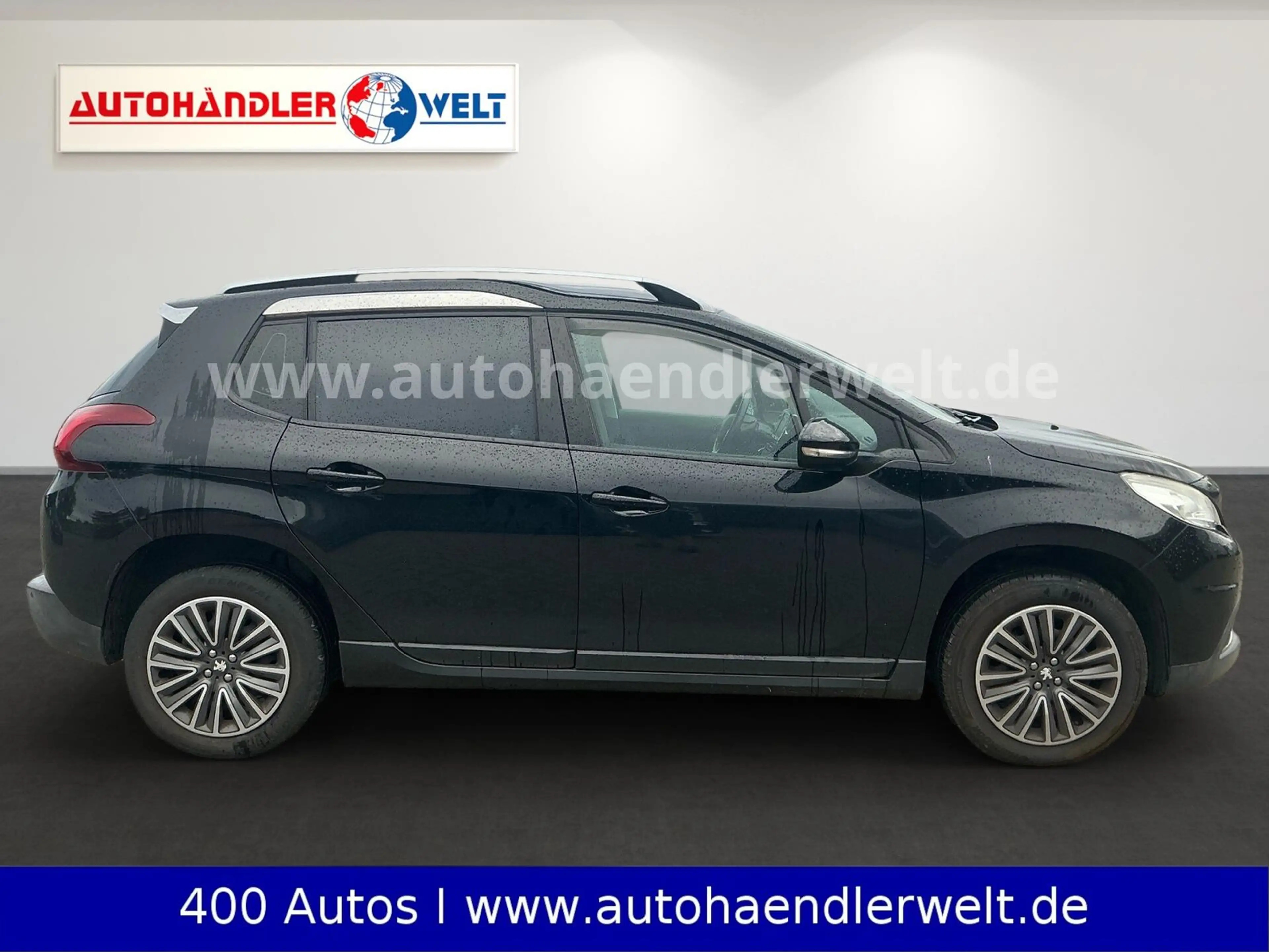 Peugeot 2008 1.2 PureTech Automatik — photo 4
