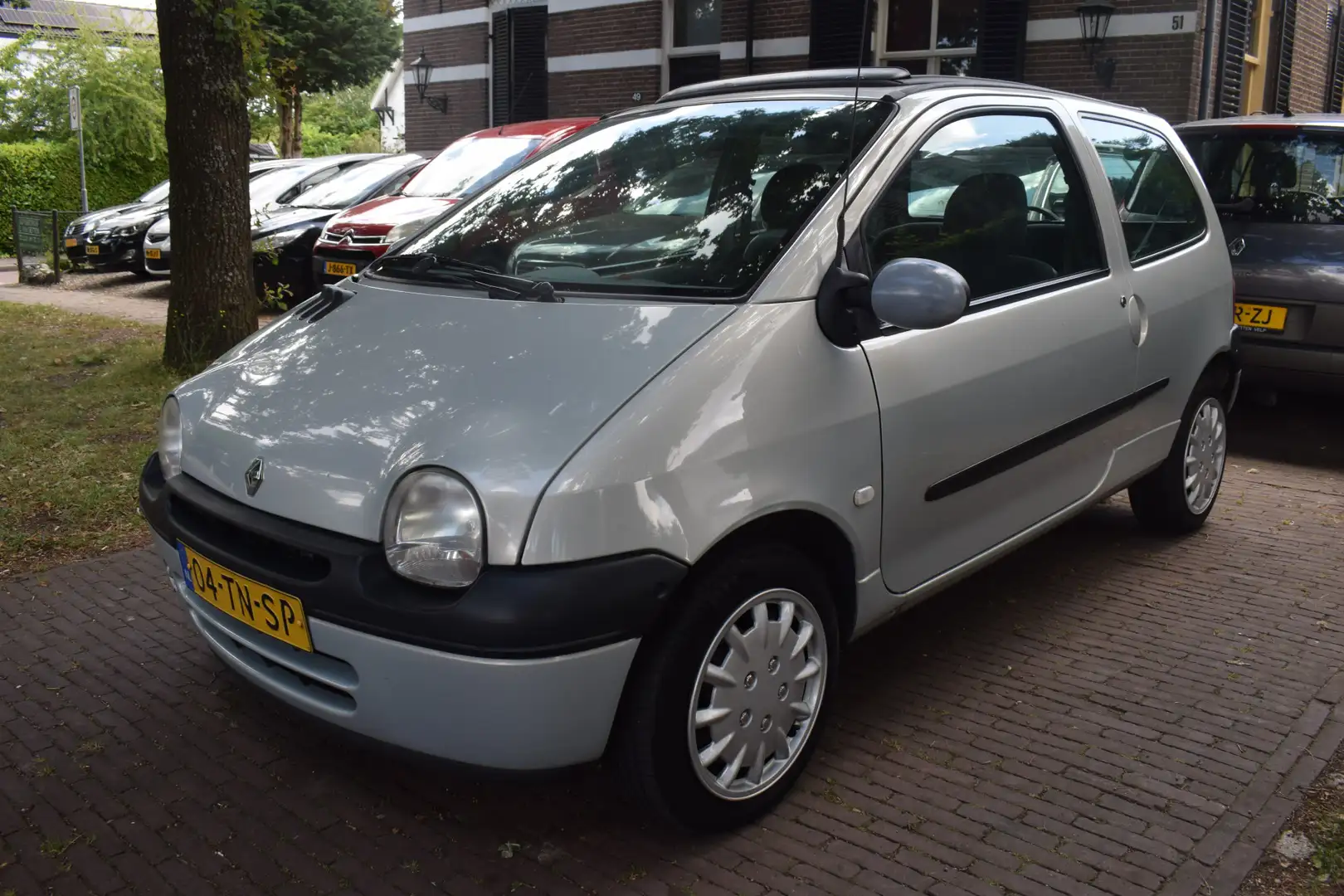 Renault Twingo 1.2 Expression Airco/Schuifdak Silver - 1